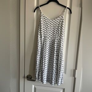 Old Navy Black and White Midi Dress